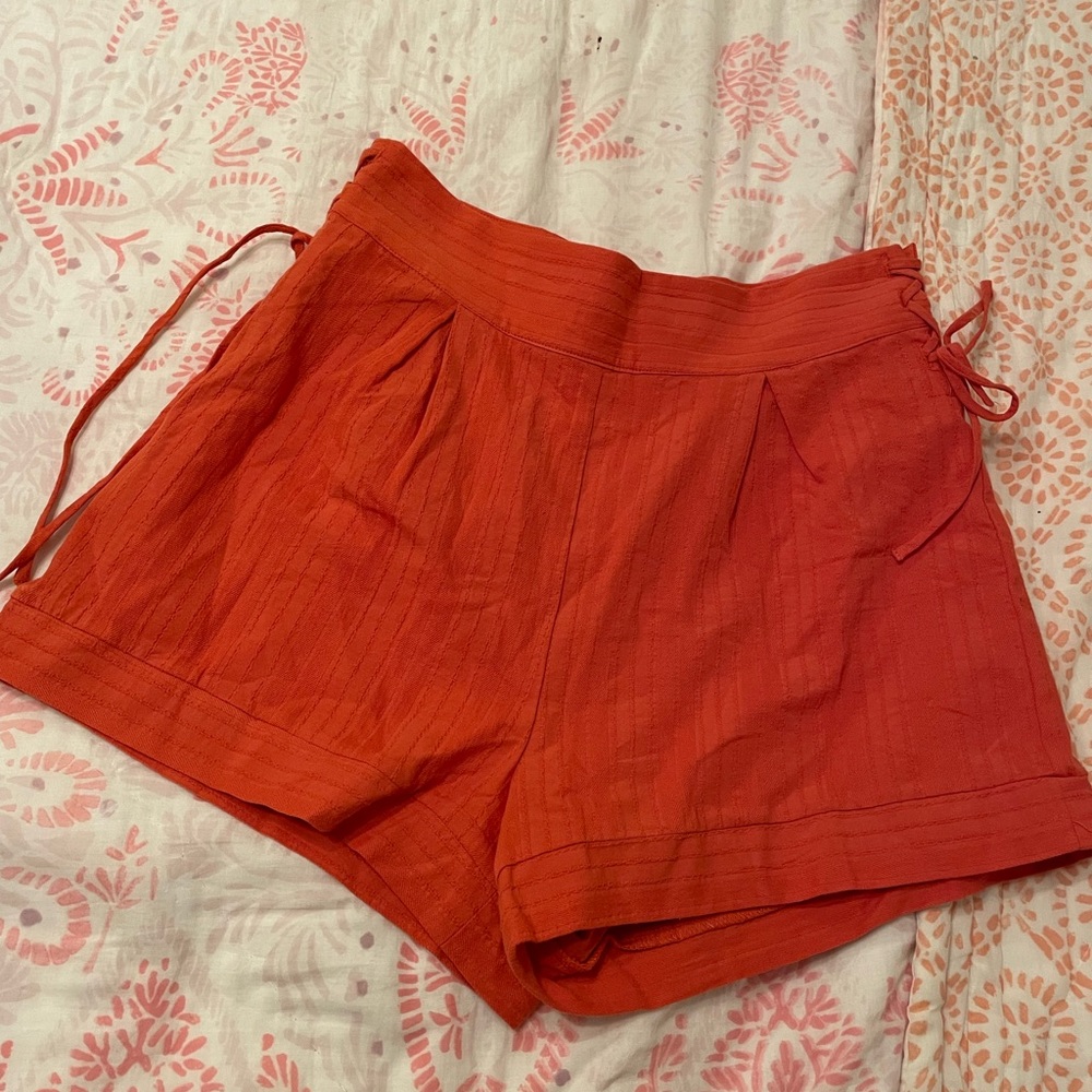 NWT Lust and Wander orange side tie shorts size large